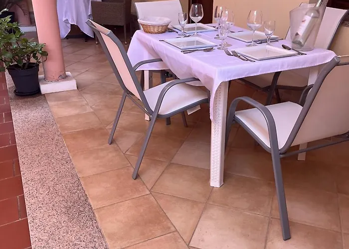 Donna Giovanna Giardino Privato Vicino Spiagge Pula
